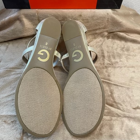 Guess GG Ranita-F Gold Sandals - Picture 3 of 3